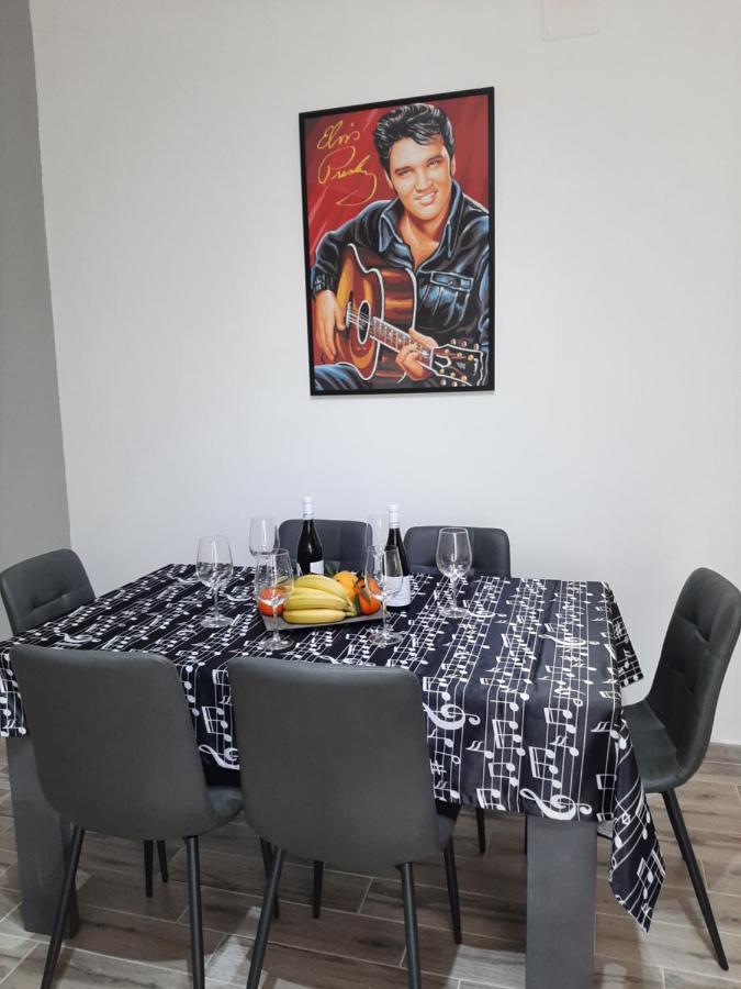The Home Of Music Stars Катания Экстерьер фото